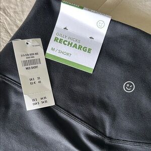 Gilly Hicks Black Recharge Ankle Cropped Active Pants